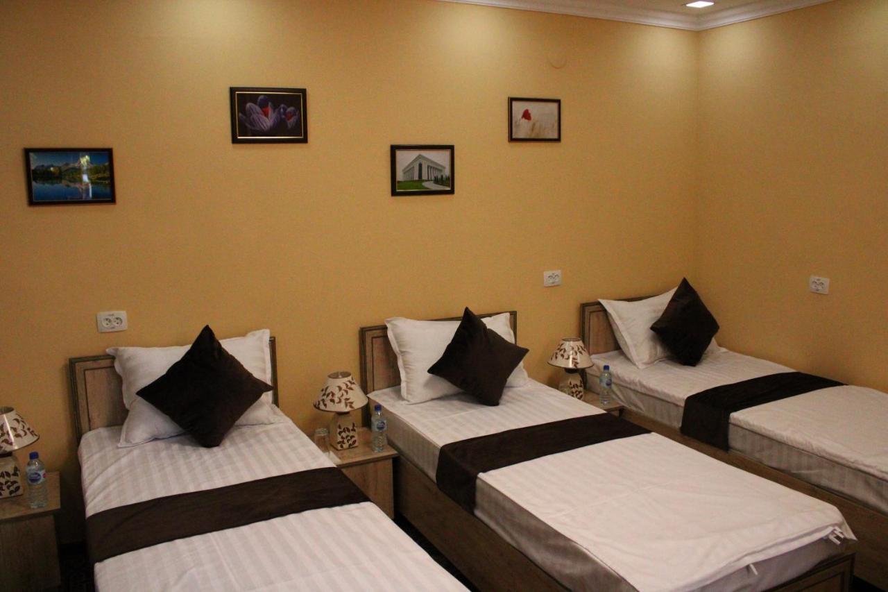 טשקנט Zafaron Hotel מראה חיצוני תמונה