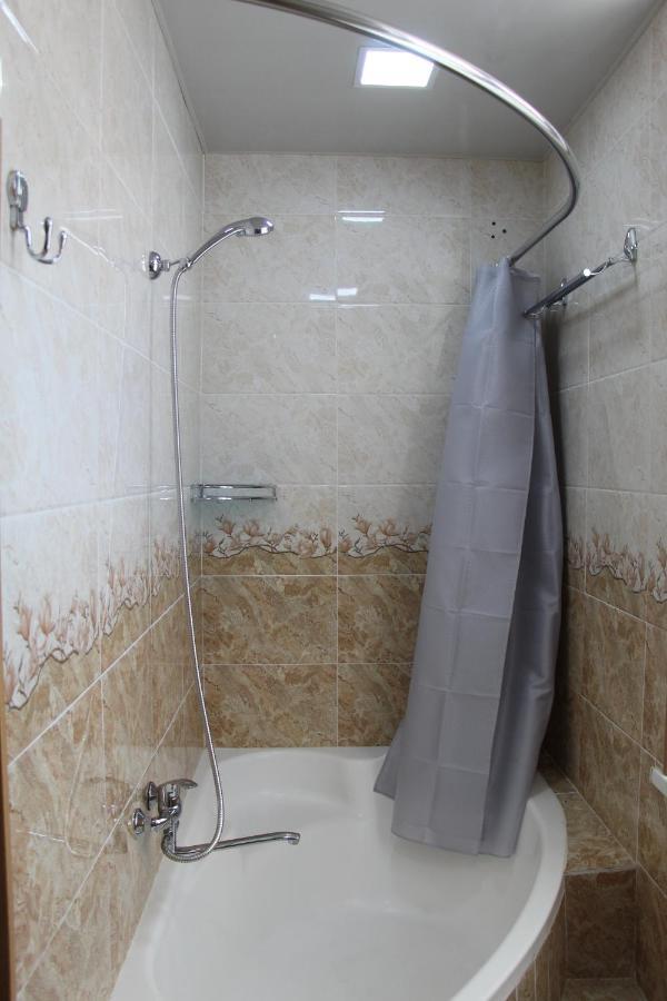 טשקנט Zafaron Hotel מראה חיצוני תמונה